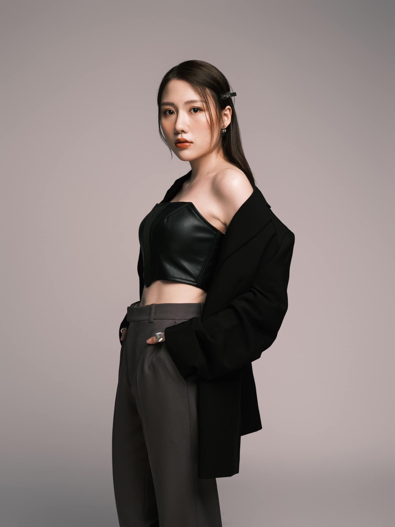 Em gái Trấn Thành hóa mỹ nhân (Phần 2)